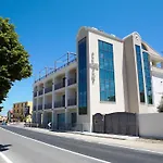 Ξενοδοχείο Napoleon 4*