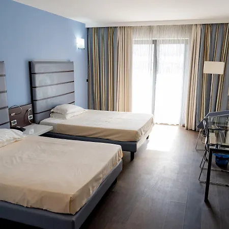 Hotel Napoleon 4*
