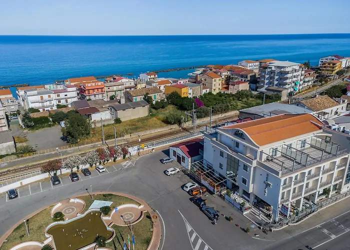 Napoleon Torre Melissa